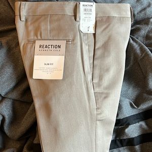 Kenneth Cole Slim Fit Dress Pants. 32x32. Oatmeal color.